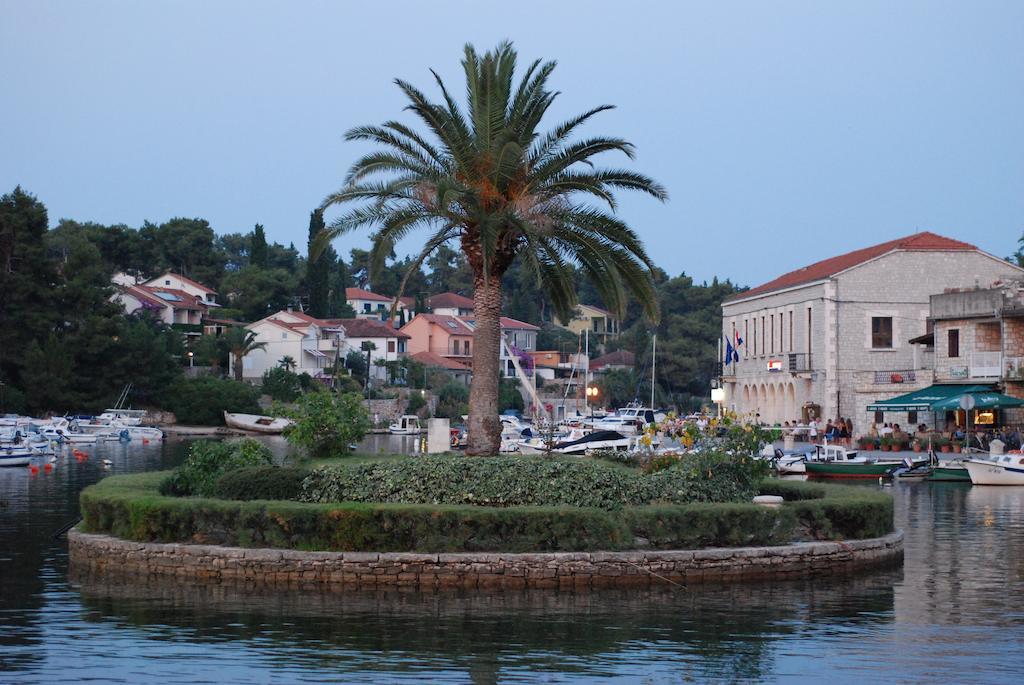 Dora, With A Beautiful View Of The Bay, Near The Sea And Center *