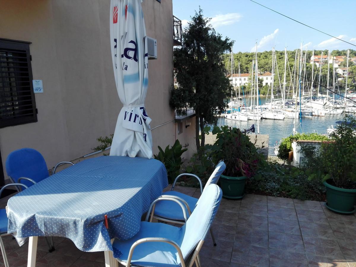 Dora, With A Beautiful View Of The Bay, Near The Sea And Center Vrboska